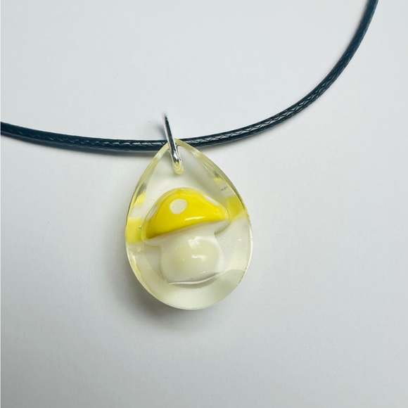 Mushroom Necklaces - Picture 4 of 9